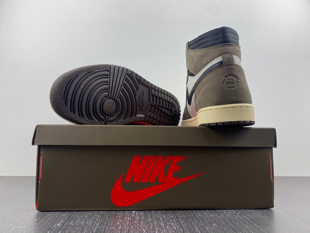 Jordan 1 Retro High Travis Scott